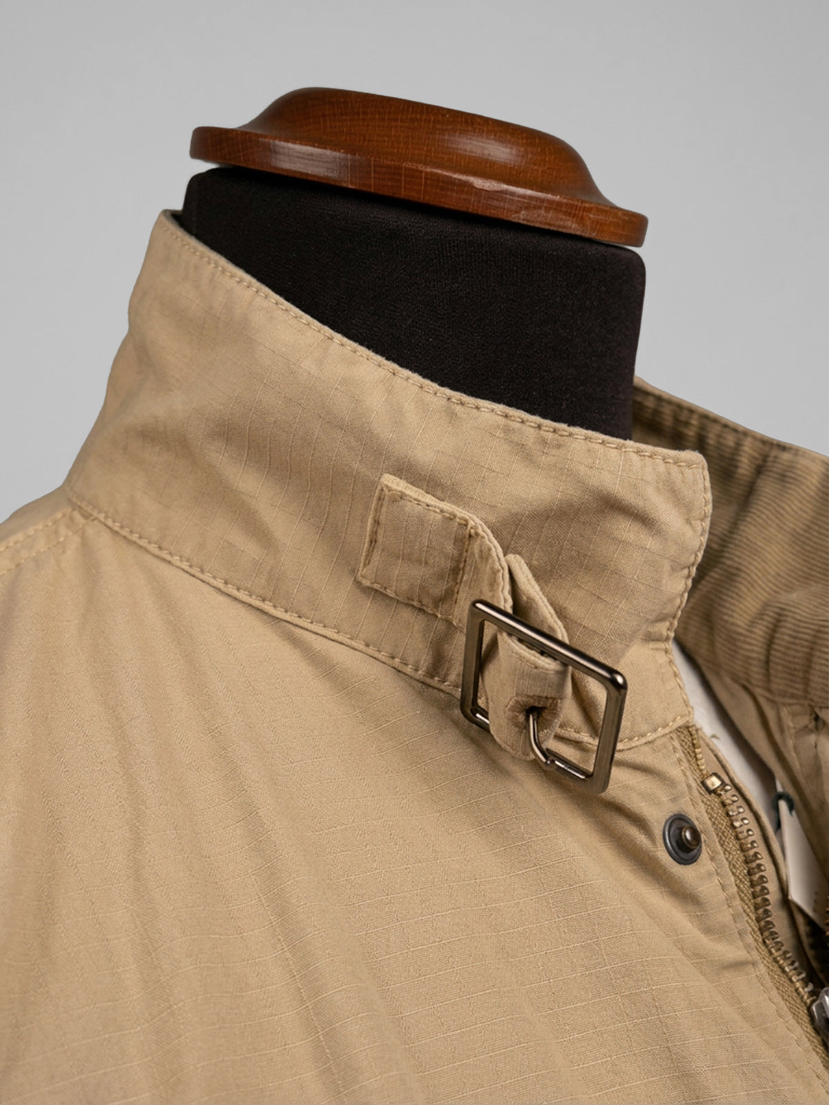 Explorer jacket Sand